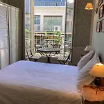 Bed&Breakfast Paris Quartier Champs-Élysées